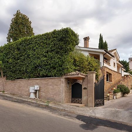 Villa Serapide B&B Tivoli Exteriör bild